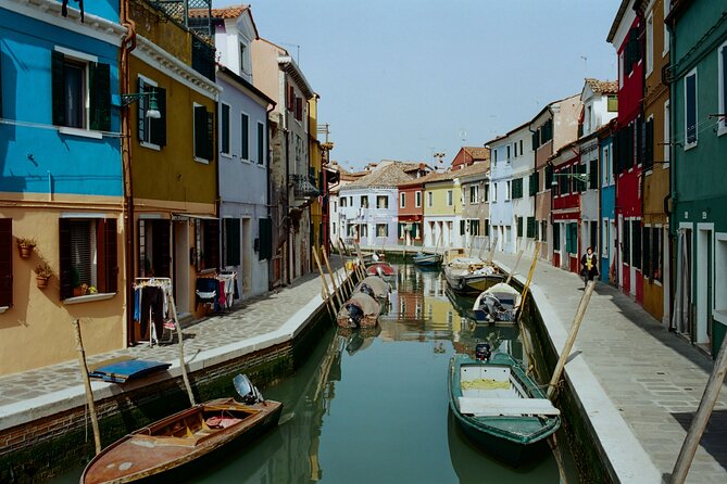 5-Hour Guided Tour of the Magic Islands by Vintage Boat in Venice - Torcello: Tranquility Far From Main Venice