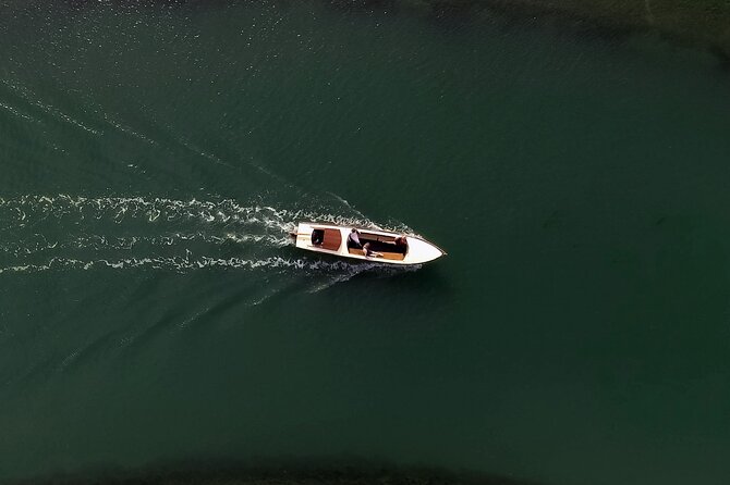 5-Hour Guided Tour of the Magic Islands by Vintage Boat in Venice - Price That Makes Sense for Small Groups