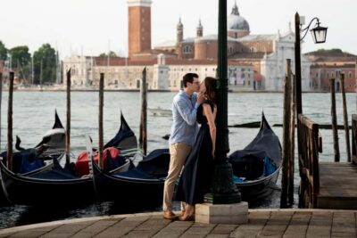 A Unique Photoshoot in Venice - Meet Maga (and the team) and why you’ll relax faster than you expect