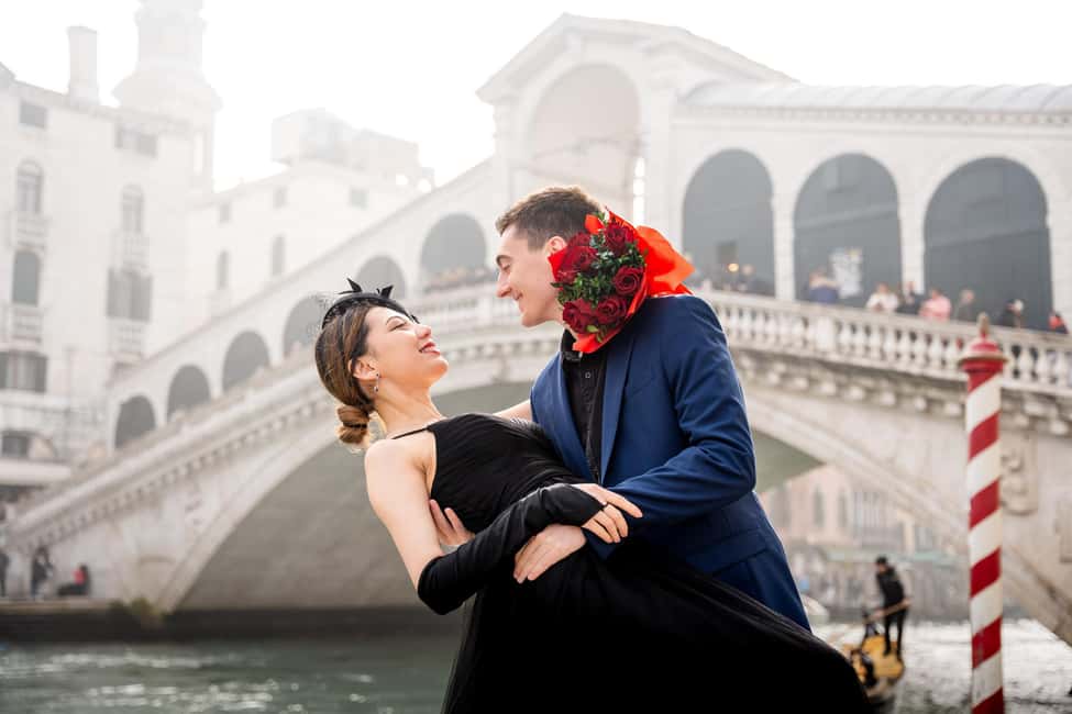 A Unique Photoshoot in Venice - Timing and light: why your starting time can change the vibe