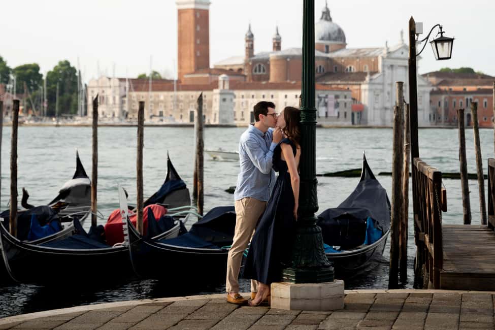 A Unique Photoshoot in Venice - Meet Maga (and the team) and why you’ll relax faster than you expect