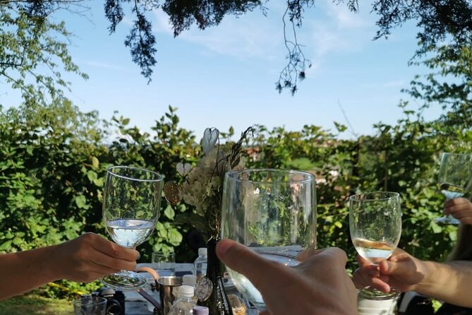 Adventure in the Prosecco Hills by Yellowboot - The photo viewpoint stop: where the Prosecco Hills look like postcards