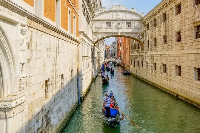 Best Venice Personalized Private Walking Tour with Official Guide - Doge’s Palace sightseeing: art, power, and smooth crowd flow