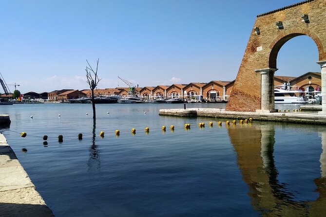 Biennale of Venice 2026, visit with private guide - Why private beats wandering: better questions, better pacing