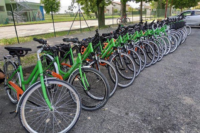 Bike rental in Venice - A Simple Setup, Close to Transit