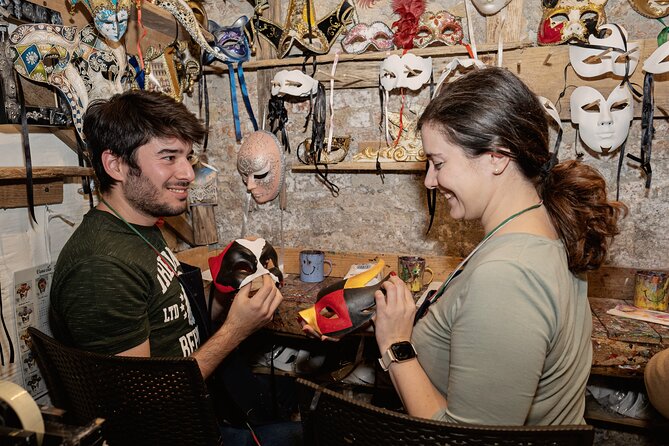Carnival Mask Decoration Class at Casanova's Prisons - Palazzo Delle Prigioni Nuove: a prison-palace stage for Carnival craft