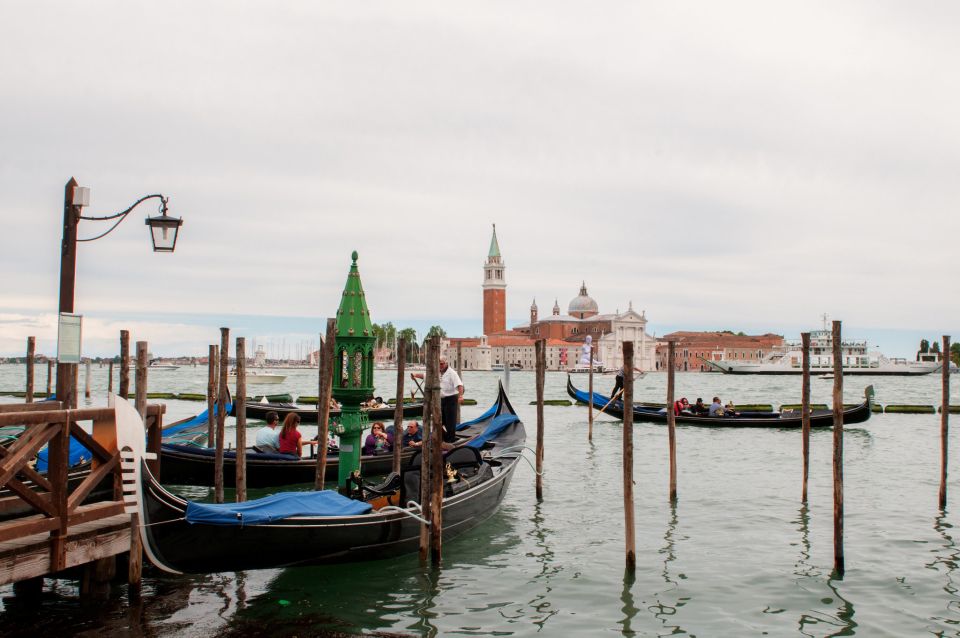 Classic Venice: 2-Hour Walking Tour with Basilica Entry - Correr Museum and the Basilica complex: where details become lessons