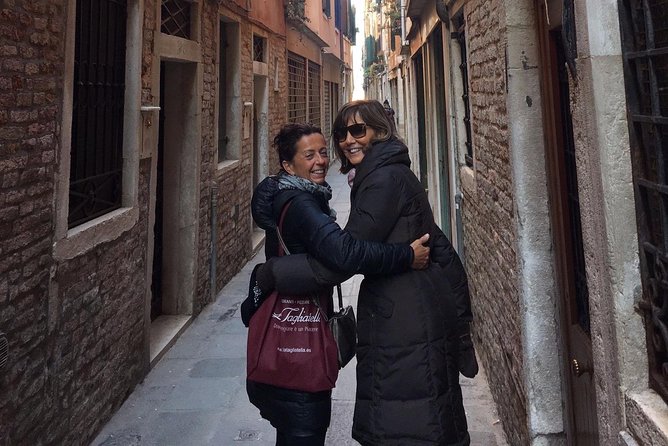 Discover Venice at sunset - Should you book this sunset Venice walking tour?