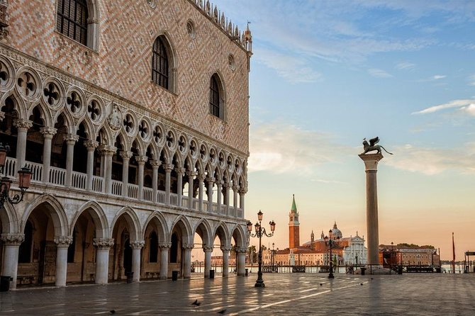 Doge's Palace & Saint Mark's After Hours Small Group Max 6 People - Palazzo Ducale: Fortress Roots and a Color-Changing Facade