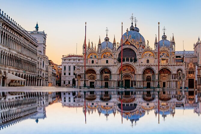Doge’s Palace Tour, Prisons, Bridge of Sighs & Gondola Ride - Doge’s Palace and Bridge of Sighs: the Venice power story you can walk through