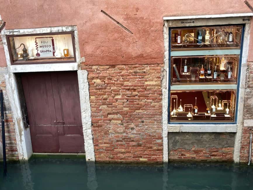 Easy Grappa Tasting in Venice - What You Taste: Young, Barrique-Aged, and Naturally Infused Grappa
