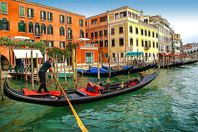 Enchanting Venice: City Walk & Majestic Gondola Ride! - The shared gondola ride: 30 minutes, seat rules, and comfort tips