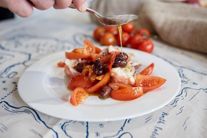 Exclusive cooking experience with a Venetian Chef: cichetti cooking class - Private Group Format: The Comfort Factor in a Busy City