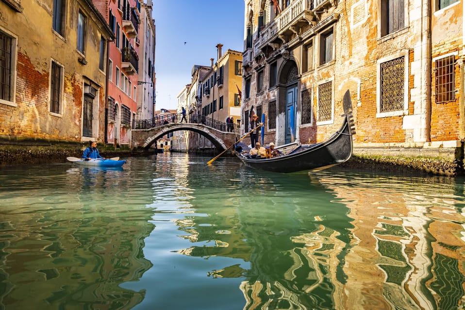 Family Kayaking Tour: Discovering Venice - From Instructions to Water Skills on Real Venice Channels