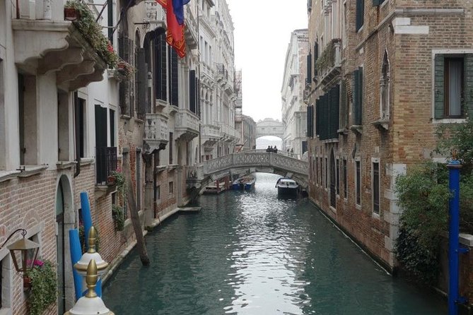 Friendinvenice Early Morning Venice Private Tour - Bridge of Sighs and Piazza San Marco, but with room to see