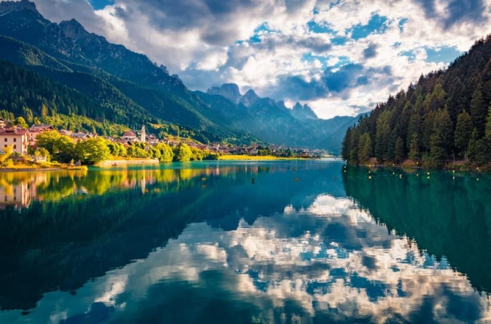 From Venice: Lakes of the Dolomites Tour - Lago di Auronzo: First Big Views, Quick Photo Window