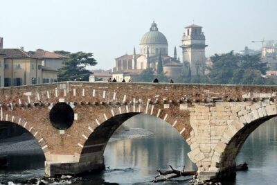 From Venice: Private Tour of Verona - Getting started at 8:00am: the Venice station part