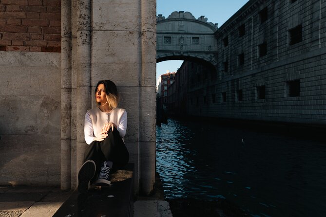 Glam photoshoot in hidden Venice! (up to 4) - Stop 3: Two Quiet Venice Stops on the Way to Rialto