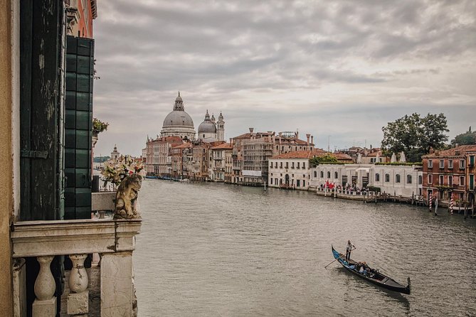 Gondola Ride and Aperitif in a Venetian Palace - The palace aperitivo hour: sparkling wine, snacks, and terrace views