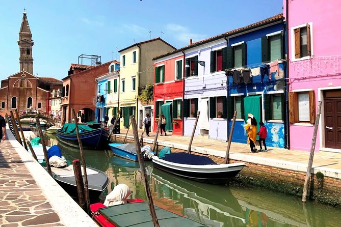 Half-Day Motorboat Cruise to Venice Lagoon Islands Murano and Burano - Price and Value: Why $31.94 Can Work (If You Want Two Islands Fast)