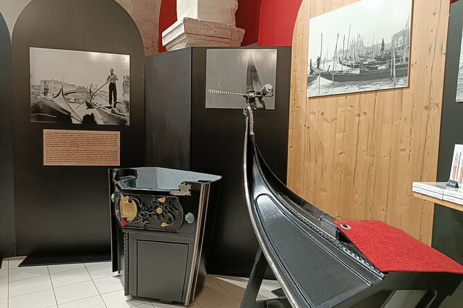 History Gallery: Venice in the Past 3D Experience - Take Home the 3D Wooden Gondola Puzzle Souvenir