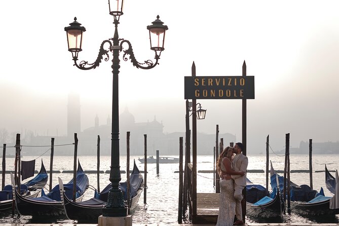 Iconic Photos and Adventure in Venice - Ponte di Rialto: Icon Framing in Only 10 Minutes