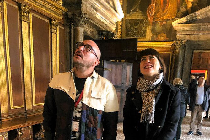 Immersive Beauty: A Tailored Private Tour of the Doge's Palace - Sala delle Quattro Porte: politics told through room design