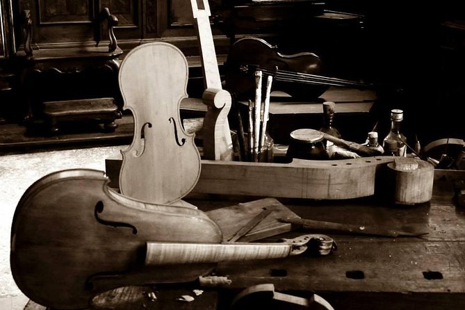 Interpreti Veneziani Concert in Venice Including Music Museum - What You’ll Hear: Vivaldi, Mozart, and More in a Live Baroque Package