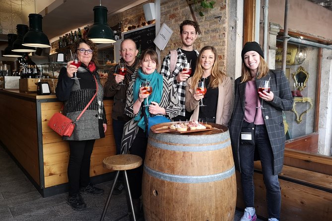 Jewish Ghetto and Cannaregio Food Tour in Venice - The Food Stops: Cicchetti-Style Bites and Wine at Each Stop