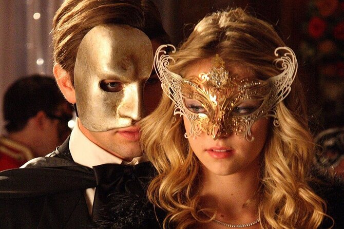 Make a Venetian Mask and Craft your Imagination - Price and Value: Is $72.10 Worth It in Venice?
