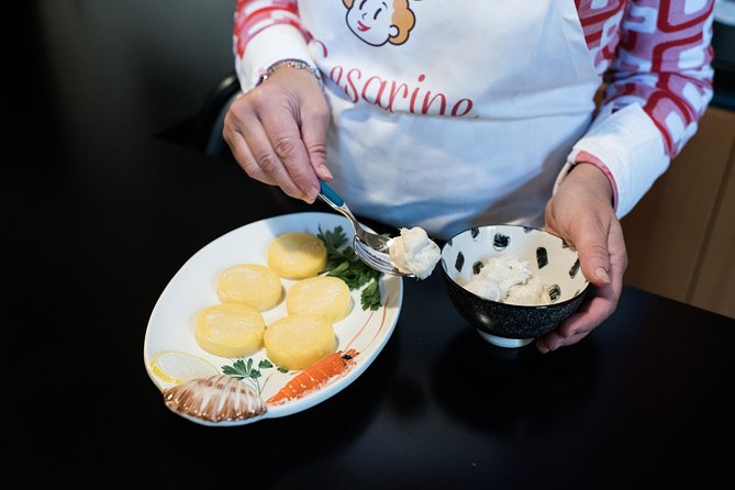 Market Tour and Dining at a Local's Home in Venice - The real value: learning recipes the way families keep them going