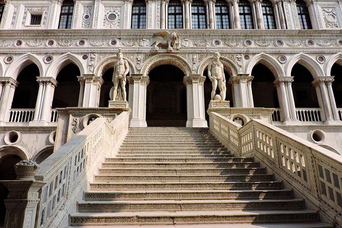 Morning Venice Walking Tour plus Doge's Palace Guided Visit - Marco Polo’s Il Milione: a story stop that adds meaning