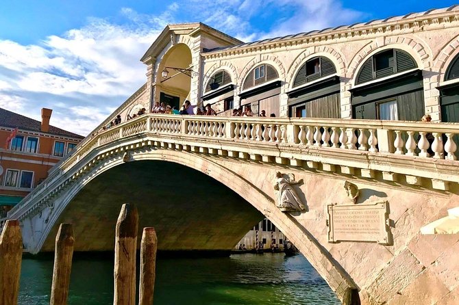 Morning Venice Walking Tour plus St Mark's Basilica Guided Visit - Meeting point and first steps: how to make check-in easy