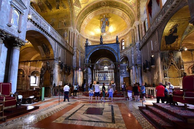 Morning Venice Walking Tour plus St Mark's Basilica Guided Visit - What’s included at St Mark’s—and what’s not