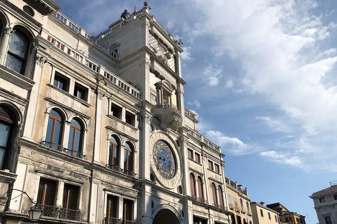 Morning Venice Walking Tour plus St Mark's Basilica Guided Visit - Group size, pace, and how to enjoy it without losing your head