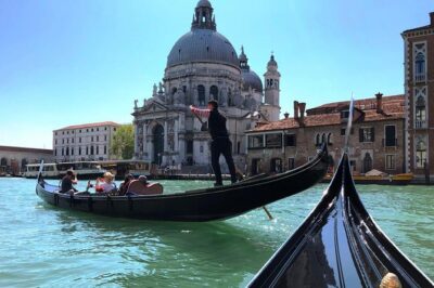 Morning Walking Tour of Venice with Gondola Ride - Walking the Canal Grande: the city’s main artery in plain view