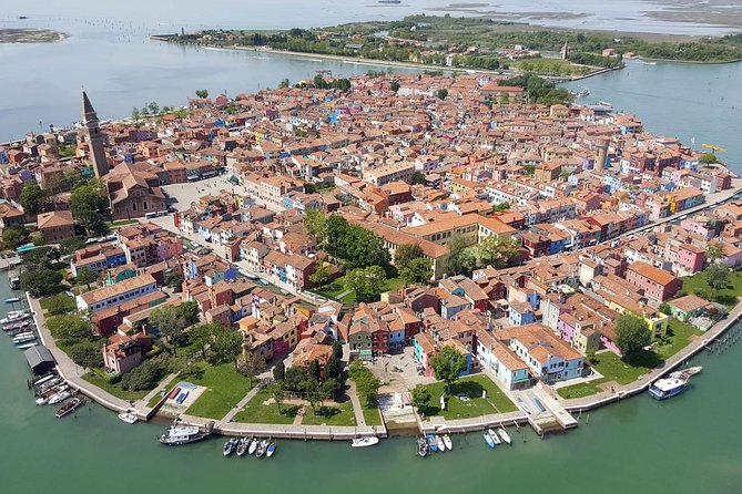 Murano and Burano Islands 4-Hour Tour - Burano’s Lace and House Colors: Where the Extra Wandering Pays Off