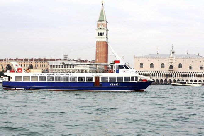 Murano, Burano and Venice Boat Tour from Venice Train Station - Burano rainbow island: your 75-minute window and fish-food reality