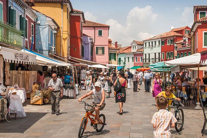 Murano, Burano & Torcello: Venetian Island Highlights - Burano: colorful houses, lace by hand, and a dessert break