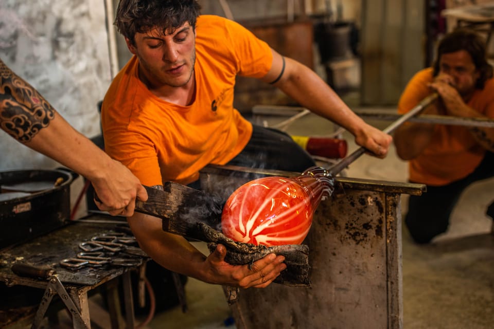 Murano: Glassblowing Workshop for Beginners - Group vs. Private: When You’ll Want Extra Attention