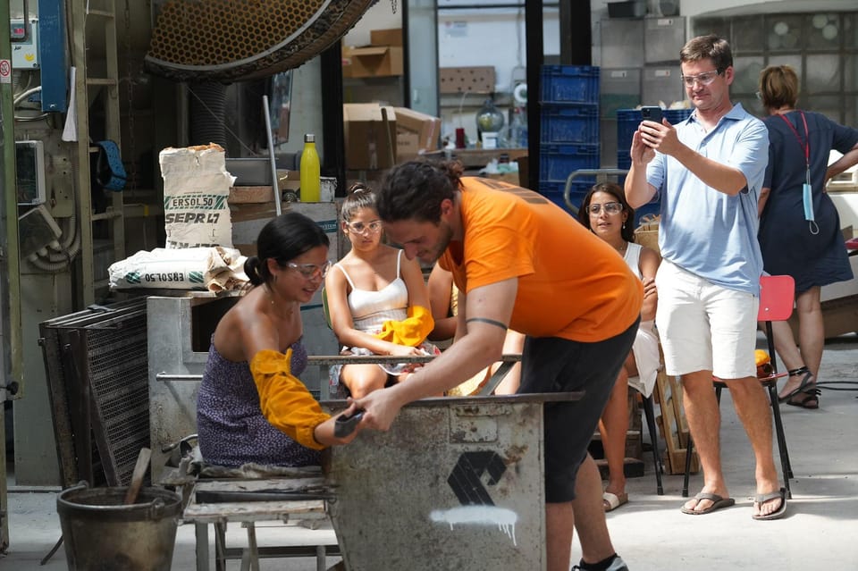 Murano: In Depth Glass Factory Guided Tour - Practical rules you should plan around