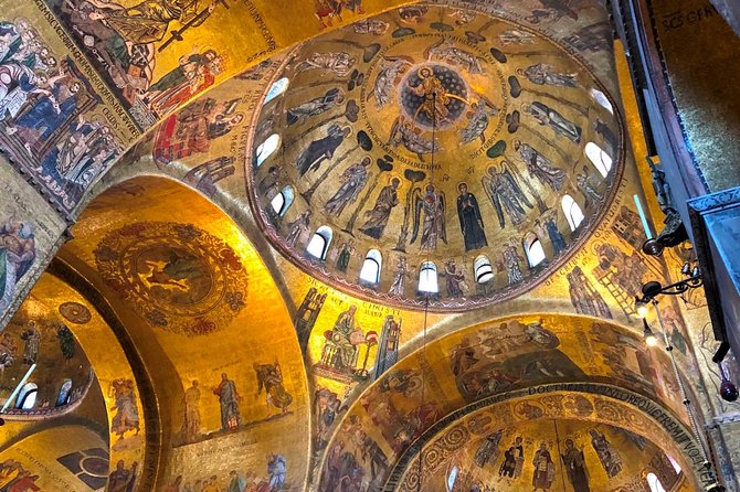 One-Day Venice: Skip-the-Line St. Mark’s Basilica, Walk & Gondola - Which guide experience tends to feel best