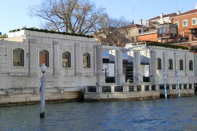 Peggy Guggenheim collection Venice private tour - Meeting point and start time: don’t lose momentum