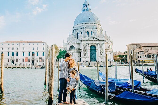Photo shoot in Venice - Your Guide: Ksenia’s Direction and the Low-Stress Approach