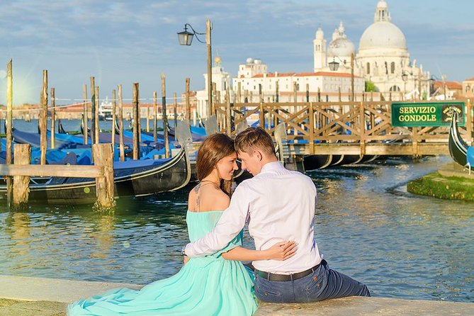 Photo shoot in Venice - Timing and Customization: Making the Shoot Feel Like Your Trip