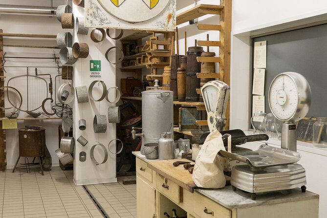 Premium Cheeses and Gins Tour in the Prosecco hills. Full lunch! - Price and value: is $347.05 per person a smart deal?