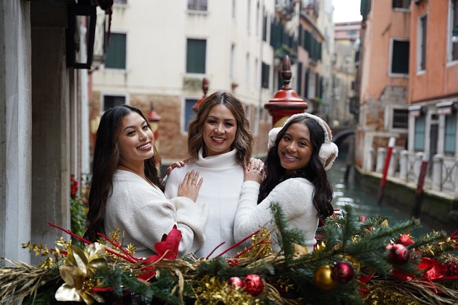 Premium Photoshoots in Venice - Pickup, Getting Around, and What’s Not Included (Gondolas)