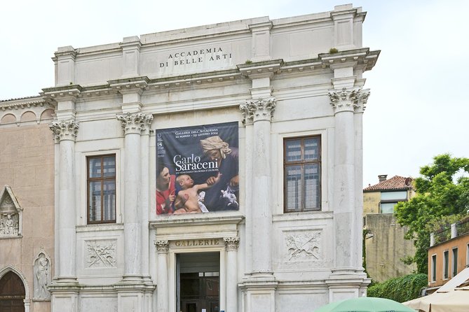 Private 2-hour Walking Tour of Accademia Gallery in Venice with private guide - Meeting at Calle della Carità: simple logistics that save energy