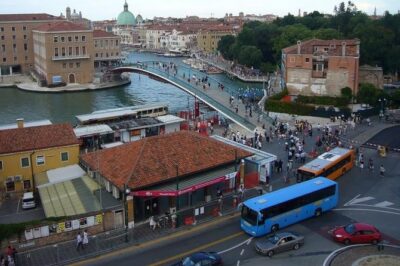 Private Departure Transfer: Venice Hotels to Venice Train or Bus Station - Pickup locations in Venice: central areas and Venice Lido