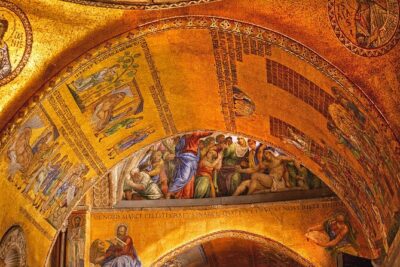 Private Doge's Palace & St Mark's Basilica After Hours Night Tour - Palazzo Ducale at Night: Apartments, Courts, and the Prison Story
